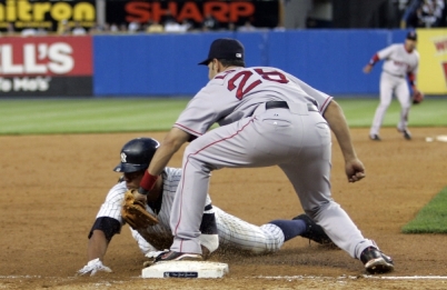 Lowell78904261_Red_Sox_V_Yankees.jpg